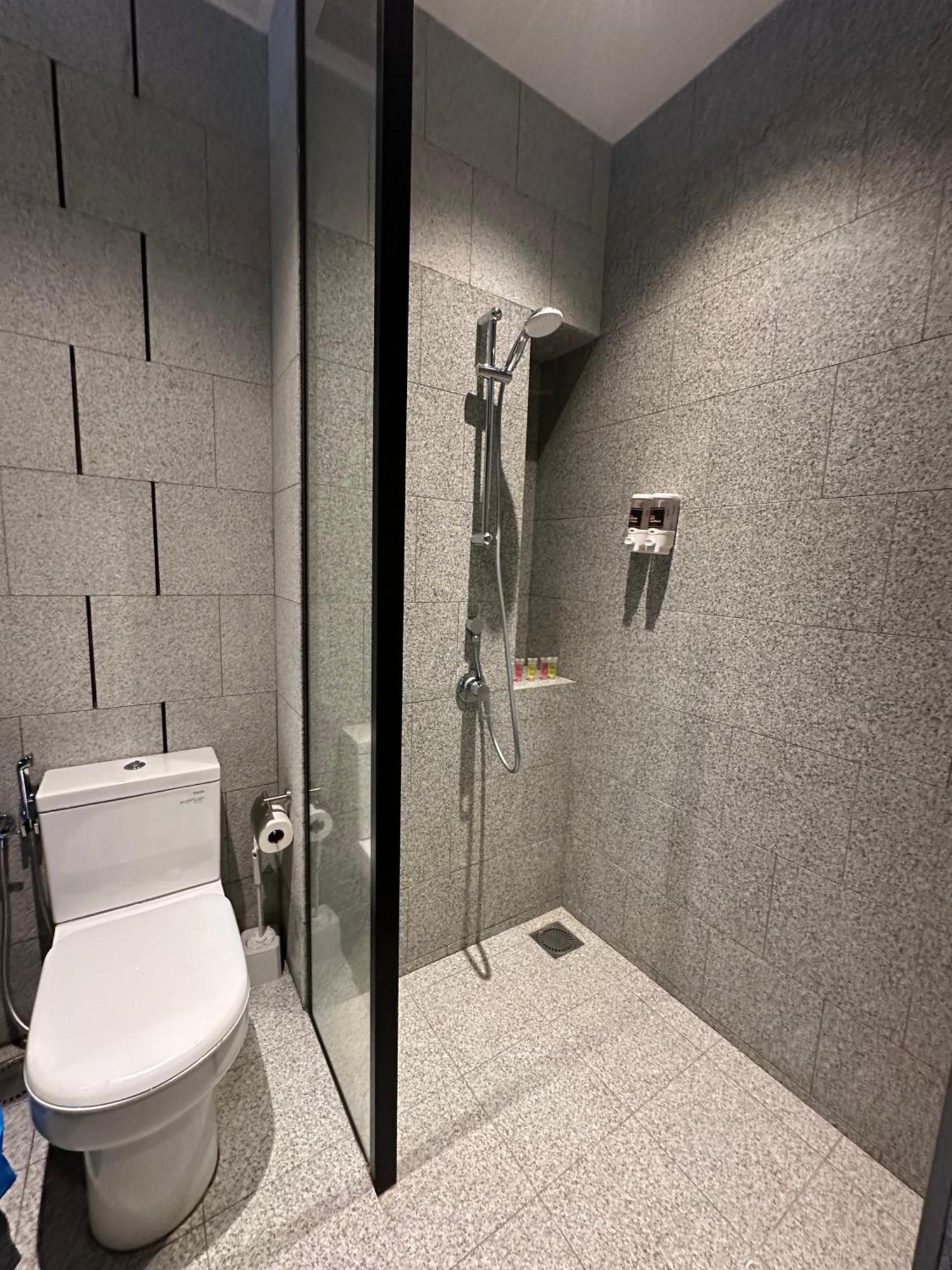 Scarletz Suites Klcc By Numa Kuala Lumpur Ngoại thất bức ảnh